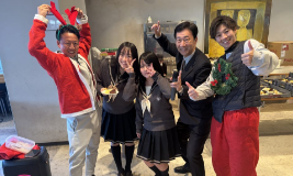 圣诞梦幻集市圆满举办，全体学生满载欢喜！